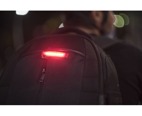 Фонарь велосипедный задний Knog Plus USB (чёрный), изображение 7